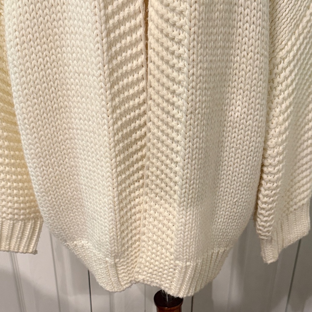 Entro Cream Cardigan with Red Heart on the back Sz L - Picture 5 of 9